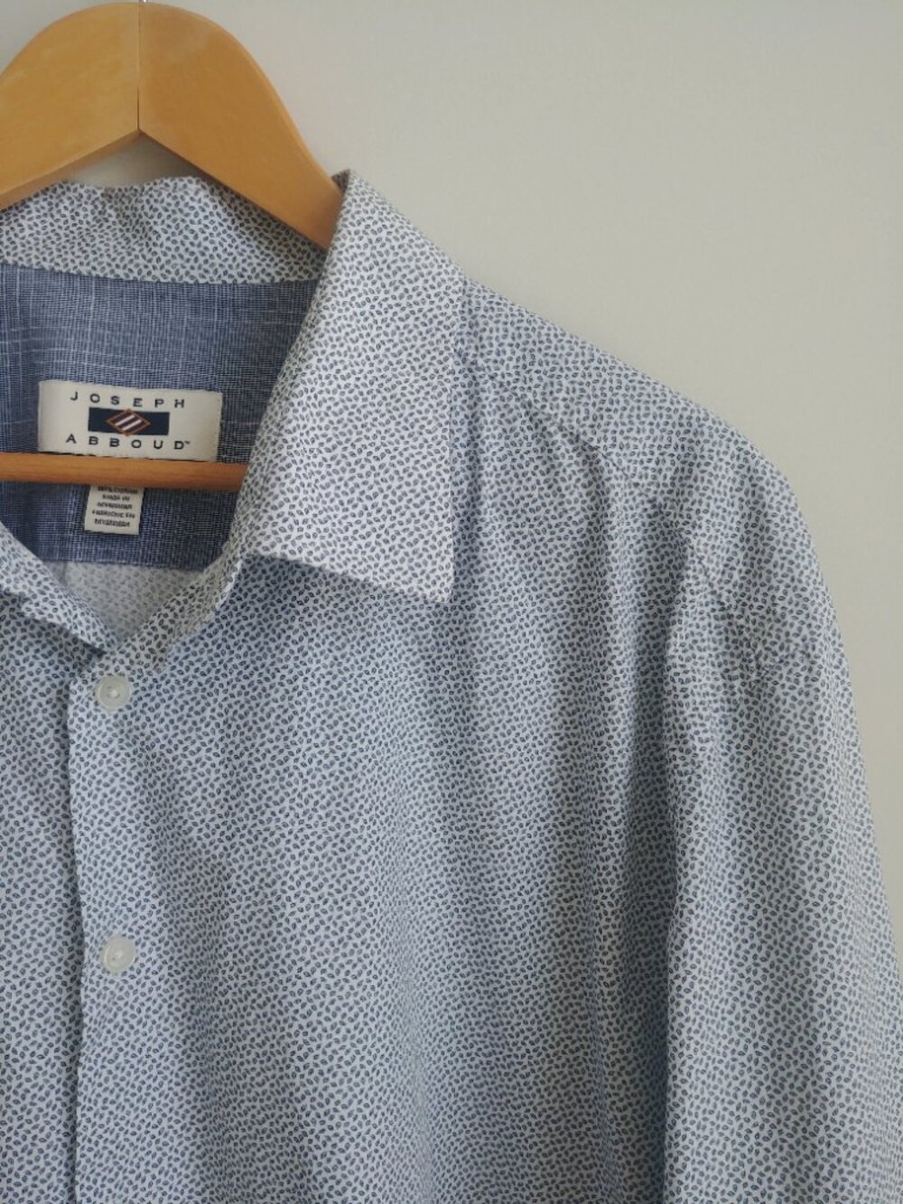 Joseph Abboud Men's XXL 100% cotton button up shirt white and blue